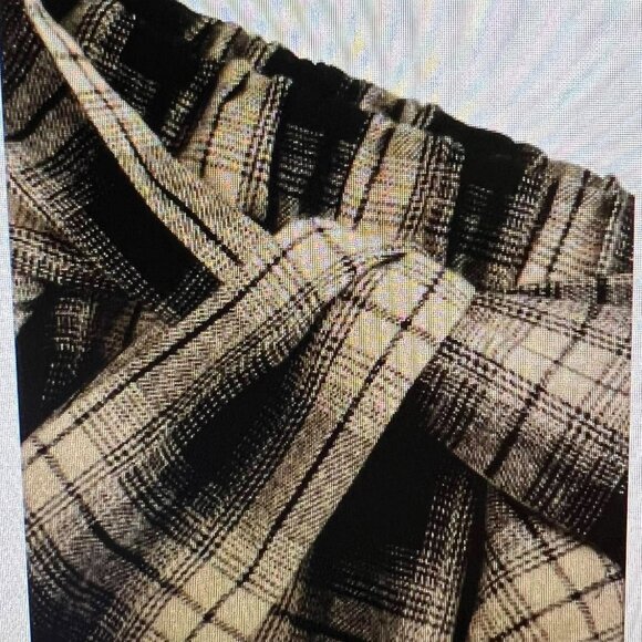 NEW Plaid Skirt 1X - Picture 2 of 5